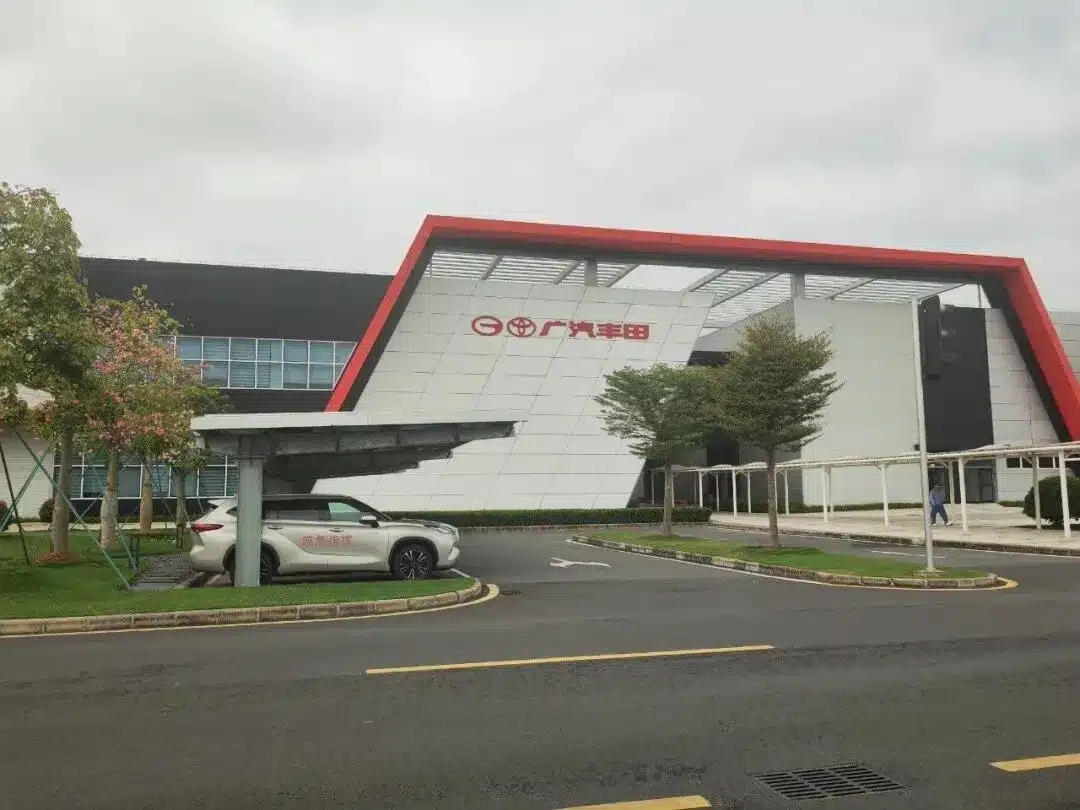 助推车企起重机智能化运维！微特与广汽丰田合作喜讯连连