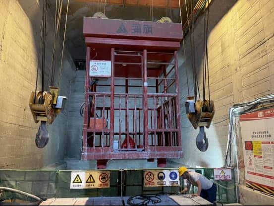 起重机防摇系统在水电站应用